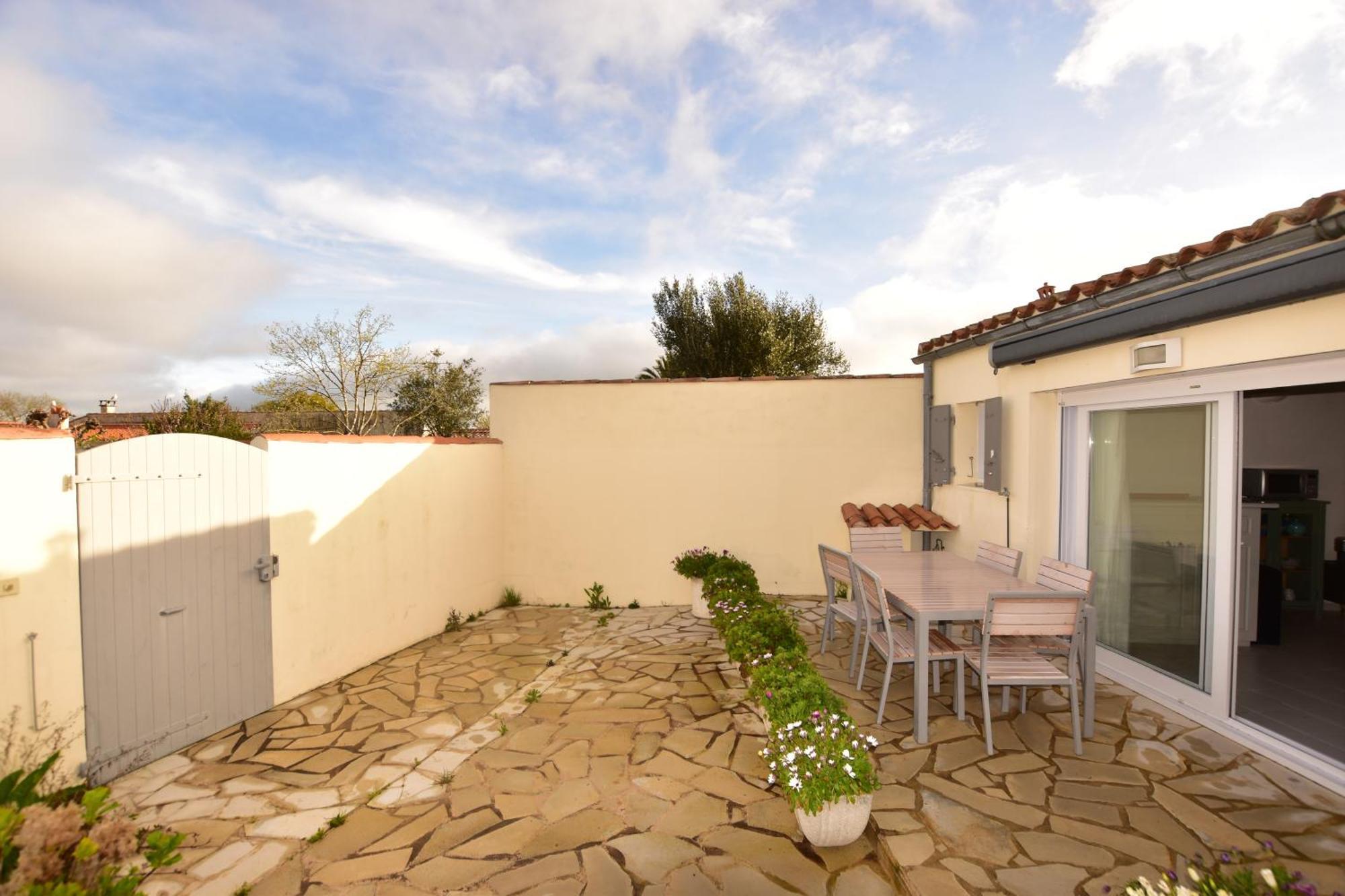 Large Studio Close To The Beach Saint-Martin-de-Ré Dış mekan fotoğraf